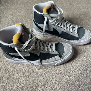 Nike Men's Gray High-Top Sneakers
